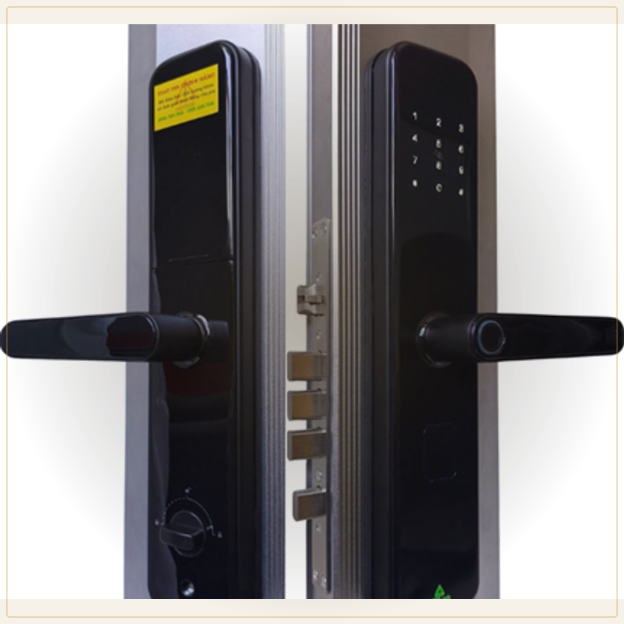 Khóa cửa nhôm - Góc nhìn lắp đặt thực tế